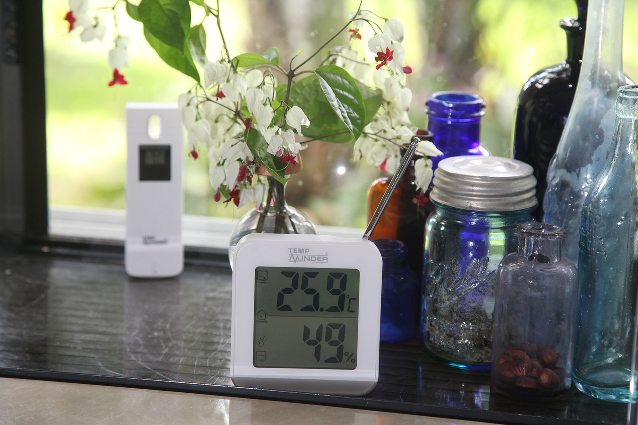 Indoor Outdoor Thermometer Large Numbers - 10.5'' Weather Thermometer  Hygrometer